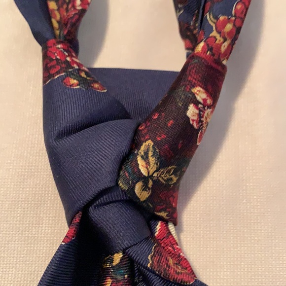 Vintage Bob Smith 100%silk necktie made in Canada - Picture 10 of 12